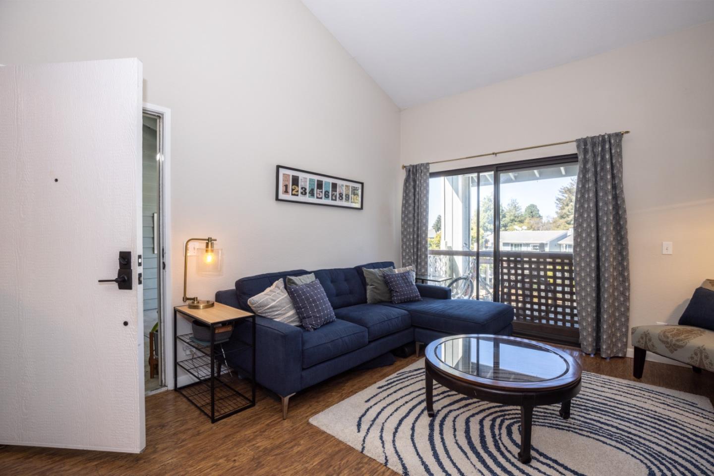 Detail Gallery Image 4 of 22 For 3416 Deerwood Ter #312,  Fremont,  CA 94536 - 1 Beds | 1 Baths