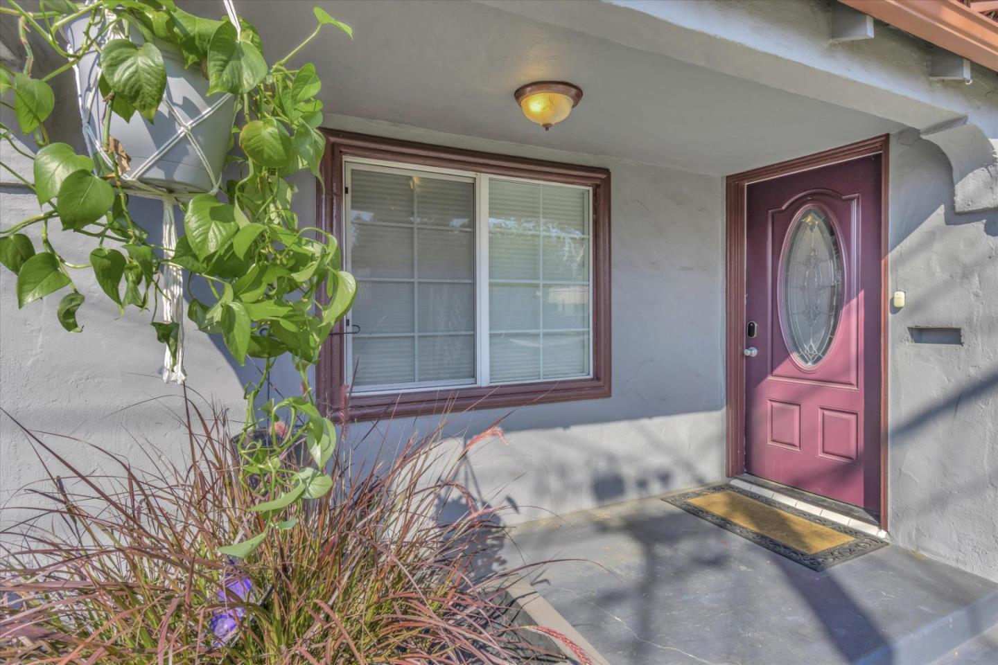 Detail Gallery Image 4 of 41 For 1021 Pepitone Ave, San Jose,  CA 95110 - 2 Beds | 1 Baths