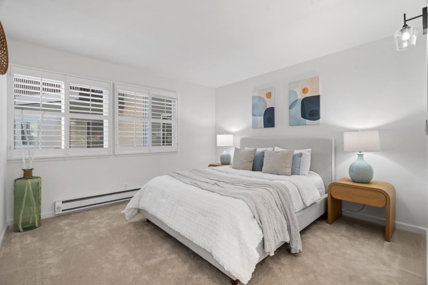 Detail Gallery Image 13 of 26 For 150 W Edith Ave #14,  Los Altos,  CA 94022 - 2 Beds | 2 Baths