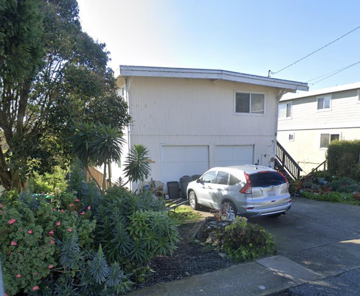 Front Image Thumbnail for ML81957145