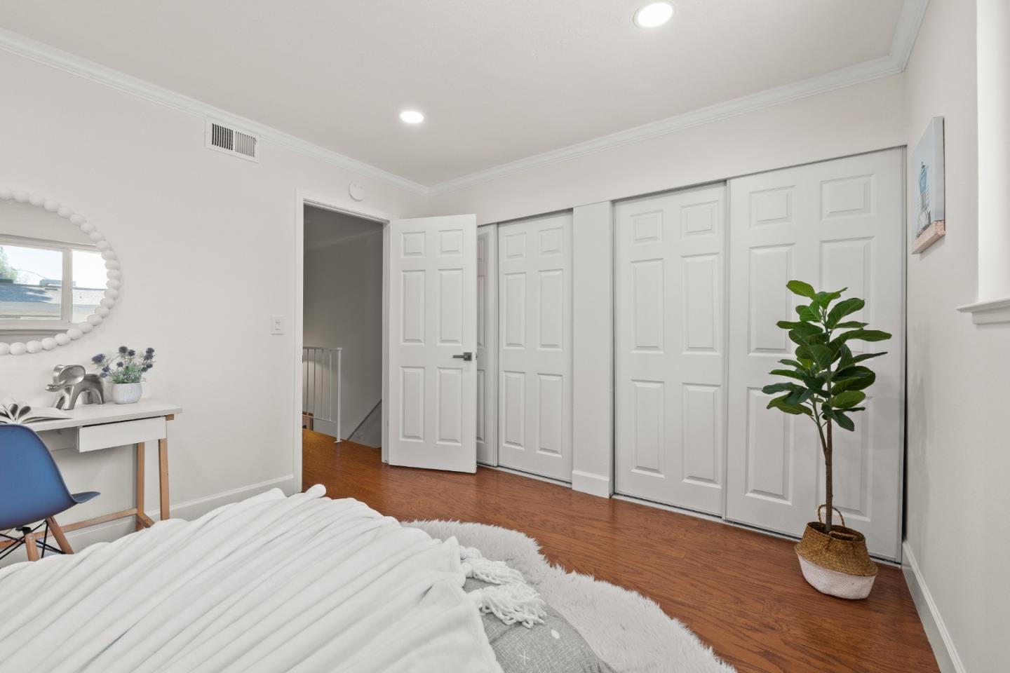 Detail Gallery Image 20 of 33 For 10477 Mary Ave, Cupertino,  CA 95014 - 2 Beds | 1/1 Baths