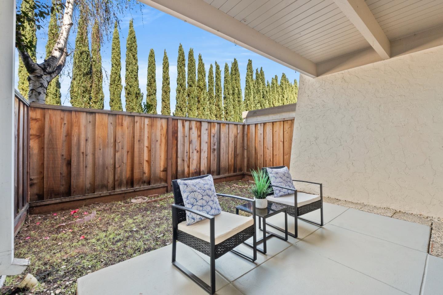 Detail Gallery Image 9 of 33 For 10477 Mary Ave, Cupertino,  CA 95014 - 2 Beds | 1/1 Baths