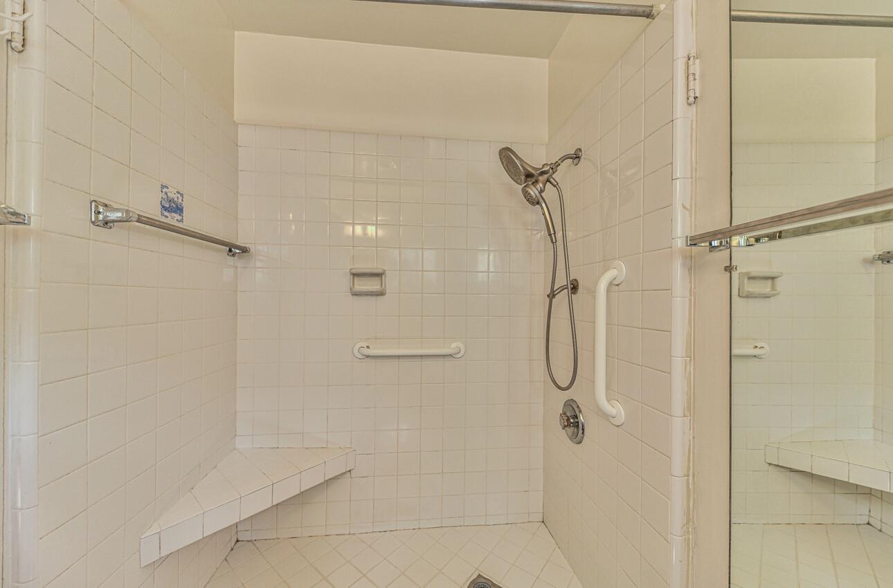 Detail Gallery Image 26 of 29 For 310 Cypress Ave, Pacific Grove,  CA 93950 - 3 Beds | 1/1 Baths