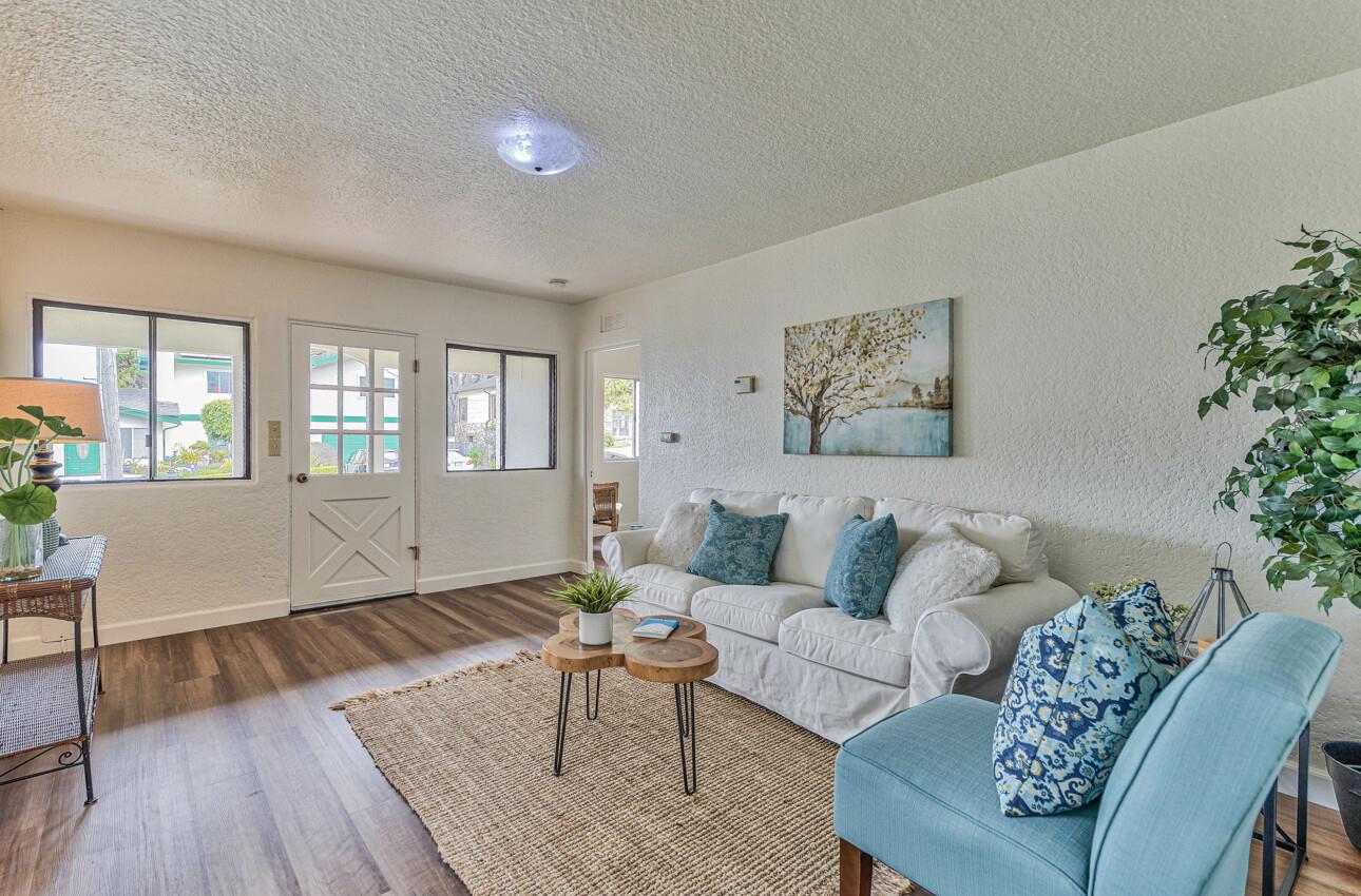 Detail Gallery Image 7 of 29 For 310 Cypress Ave, Pacific Grove,  CA 93950 - 3 Beds | 1/1 Baths