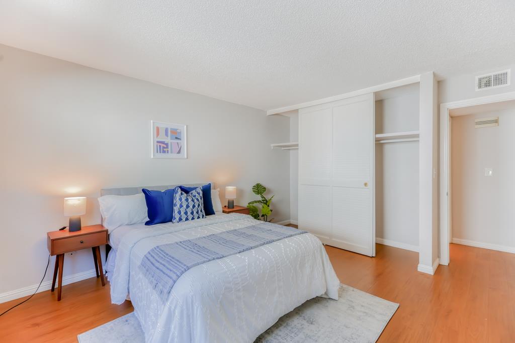 Detail Gallery Image 24 of 52 For 255 S Rengstorff Ave #45,  Mountain View,  CA 94040 - 3 Beds | 2 Baths