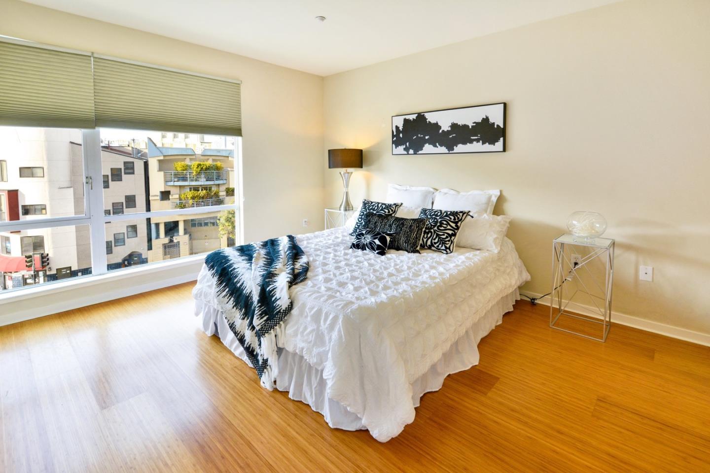 Detail Gallery Image 9 of 35 For 555 Bartlett St #312,  San Francisco,  CA 94110 - 2 Beds | 2 Baths