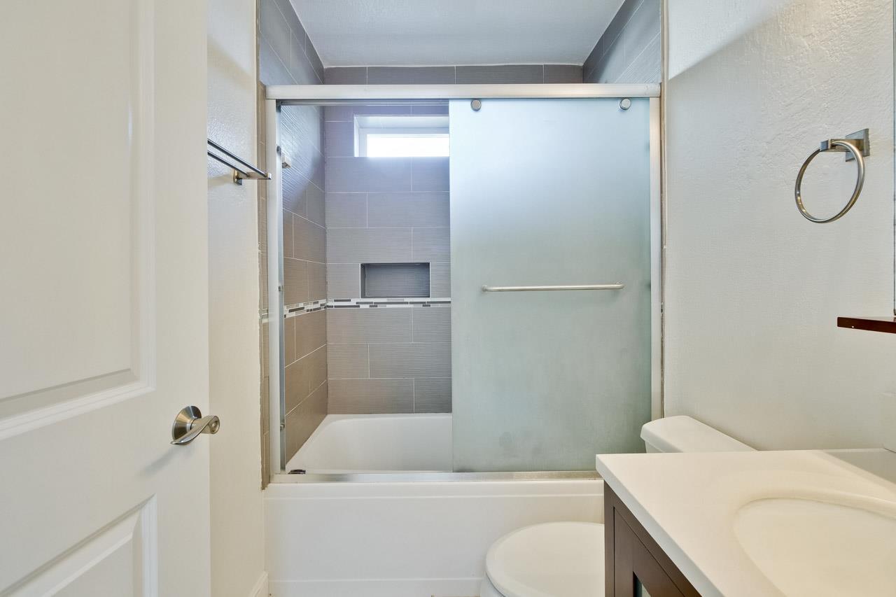 Detail Gallery Image 22 of 43 For 3550 Carter Dr #111,  South San Francisco,  CA 94080 - 2 Beds | 1/1 Baths