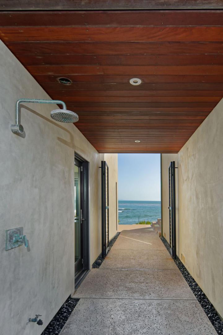 Detail Gallery Image 32 of 56 For 2950 Pleasure Point Dr, Santa Cruz,  CA 95062 - 3 Beds | 4 Baths