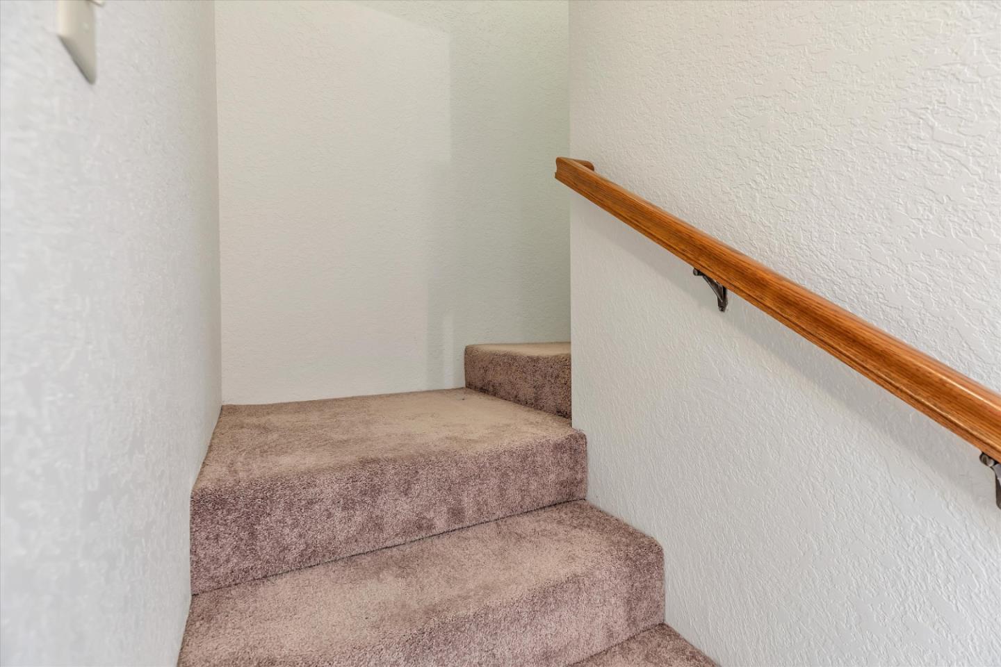 Detail Gallery Image 21 of 57 For 134 Joes Ln, Hollister,  CA 95023 - 2 Beds | 2/1 Baths