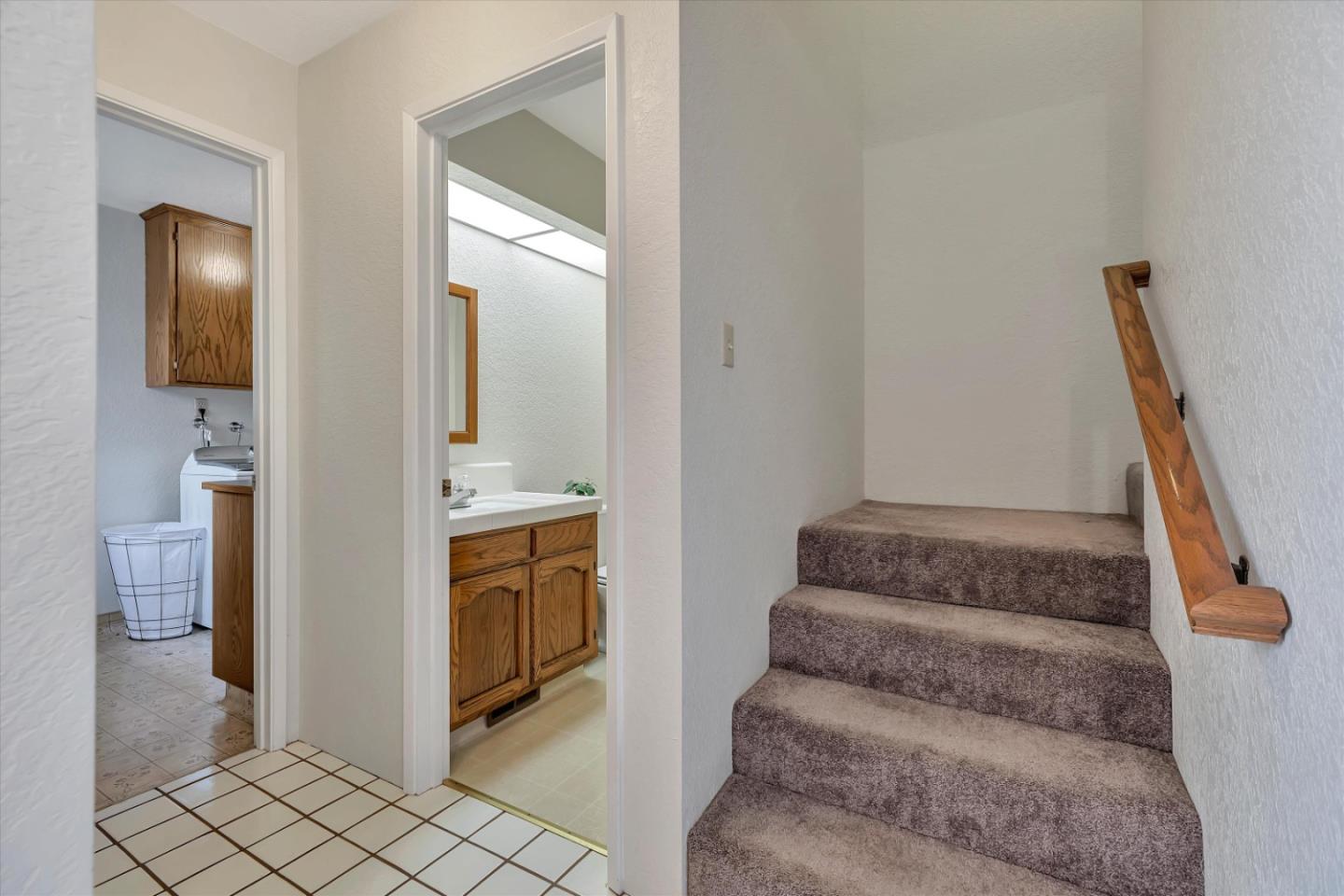 Detail Gallery Image 22 of 57 For 134 Joes Ln, Hollister,  CA 95023 - 2 Beds | 2/1 Baths