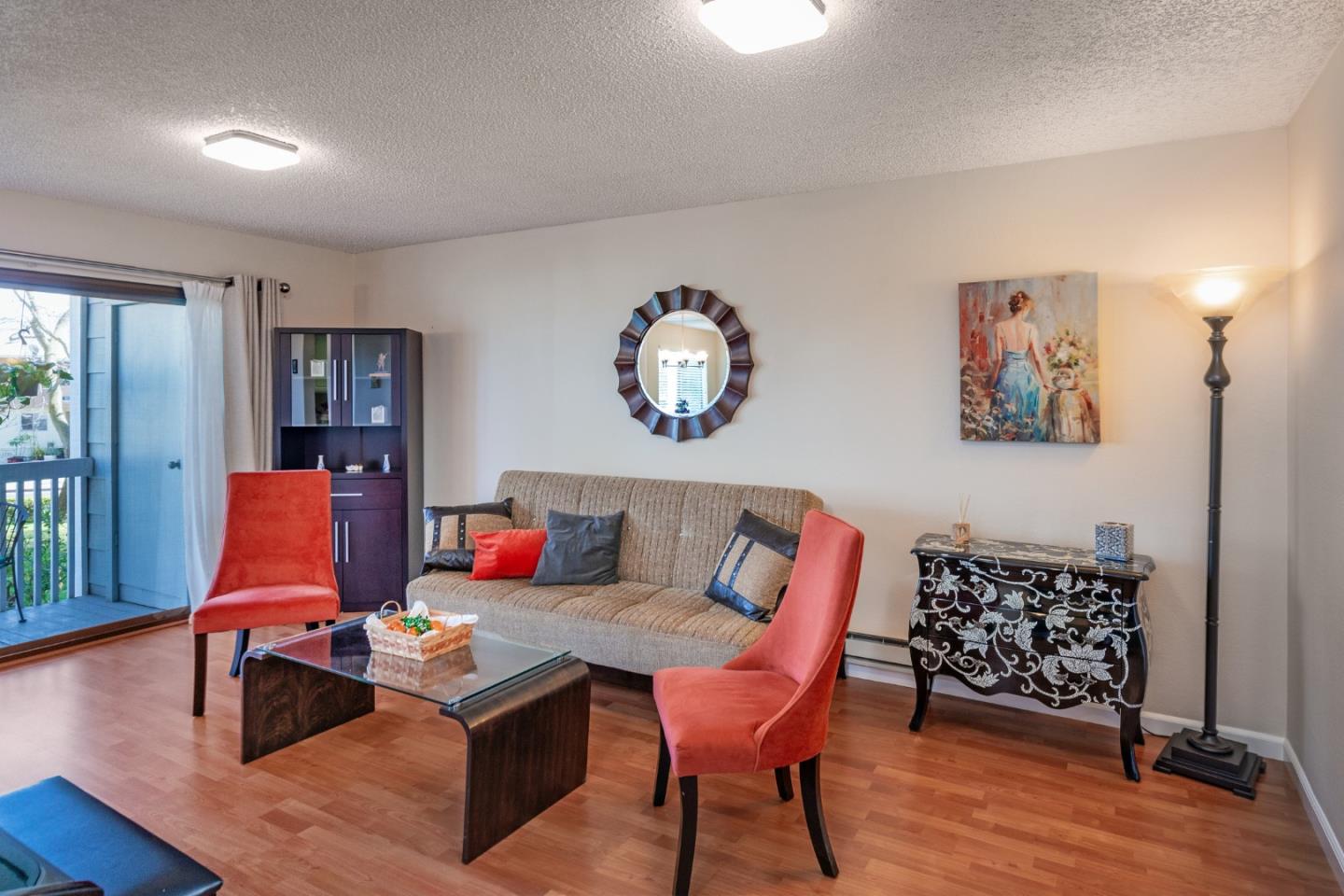 Detail Gallery Image 2 of 15 For 938 Clark Ave #11,  Mountain View,  CA 94040 - 2 Beds | 1 Baths