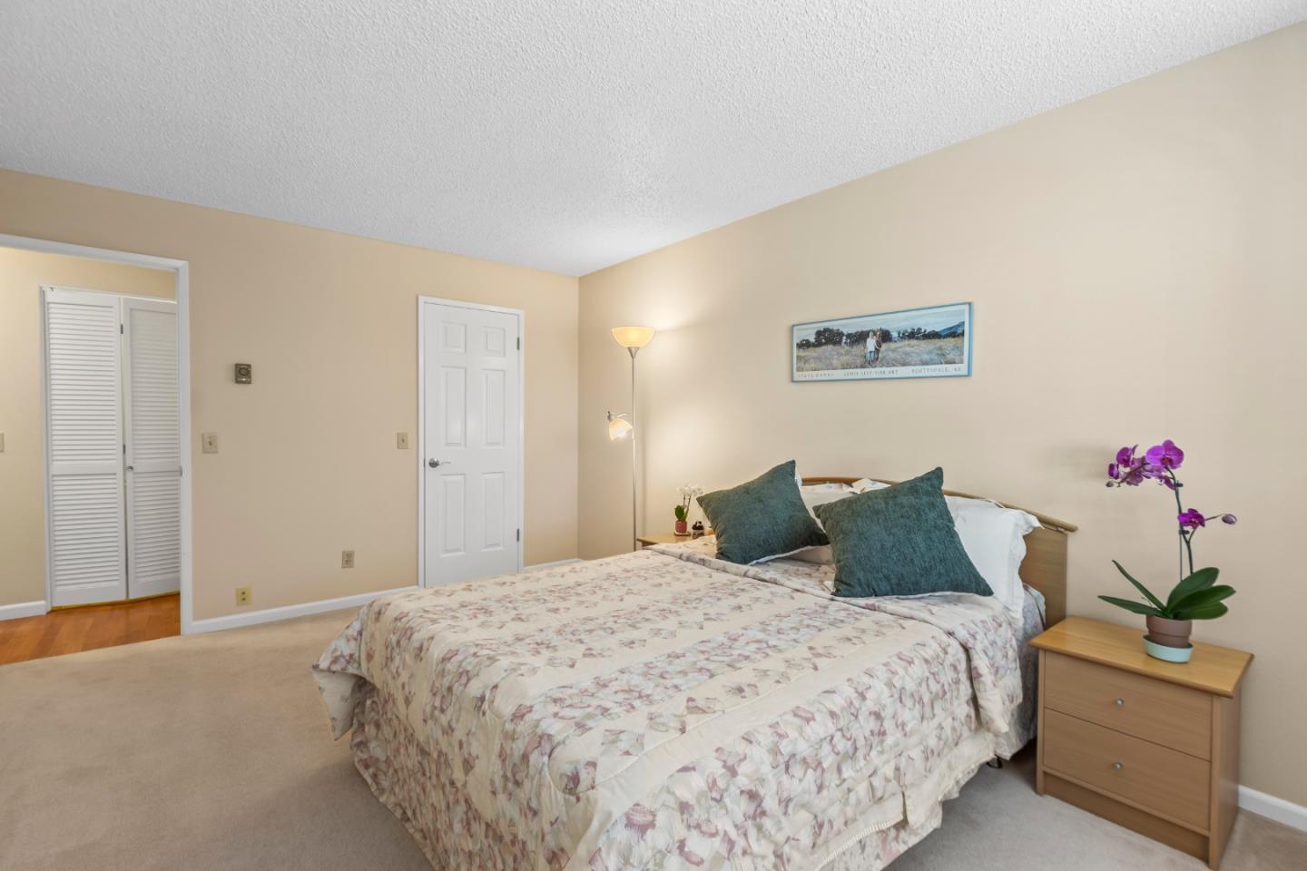 Detail Gallery Image 7 of 18 For 938 Clark Ave #11,  Mountain View,  CA 94040 - 2 Beds | 1 Baths