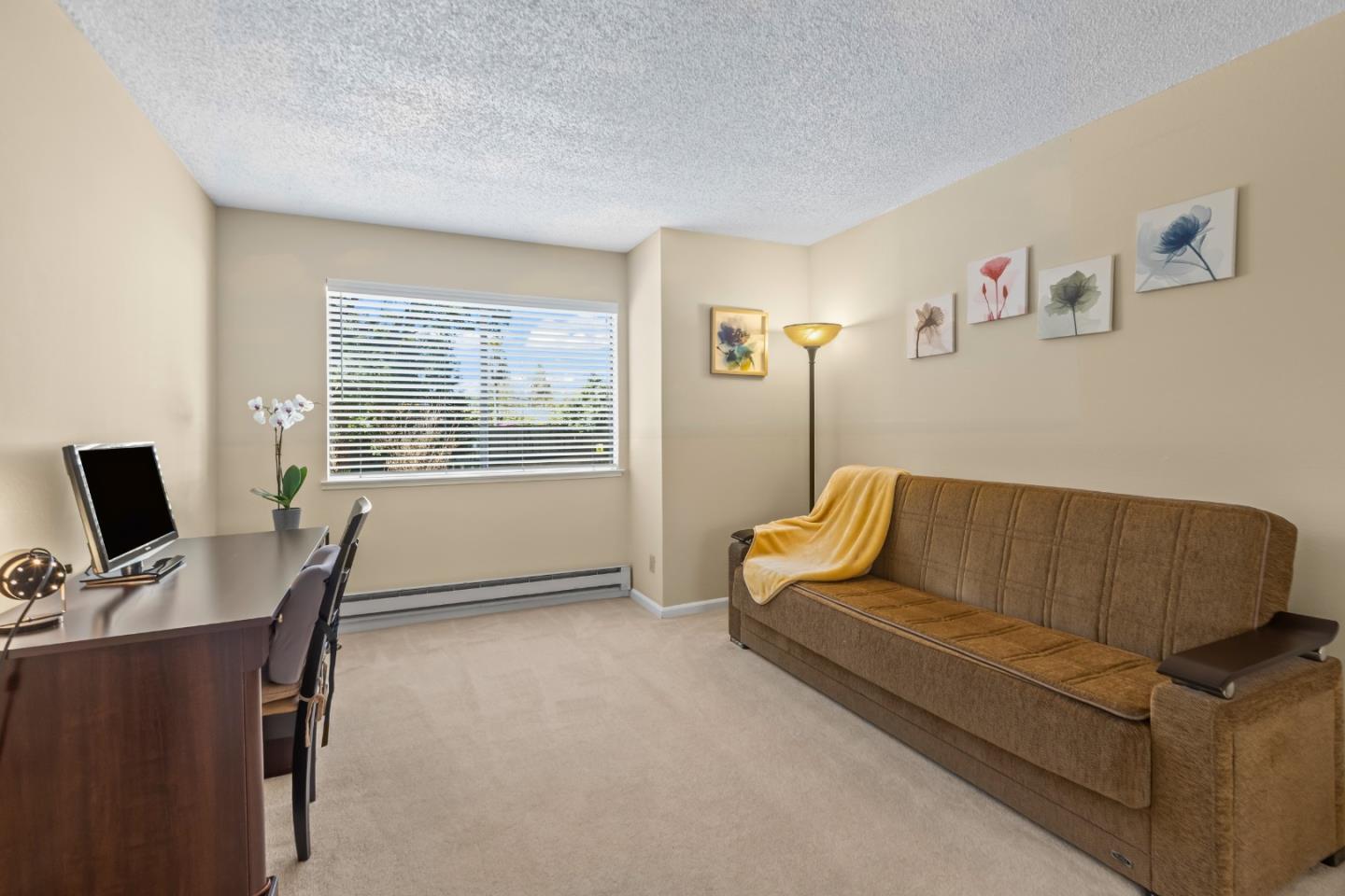 Detail Gallery Image 9 of 18 For 938 Clark Ave #11,  Mountain View,  CA 94040 - 2 Beds | 1 Baths