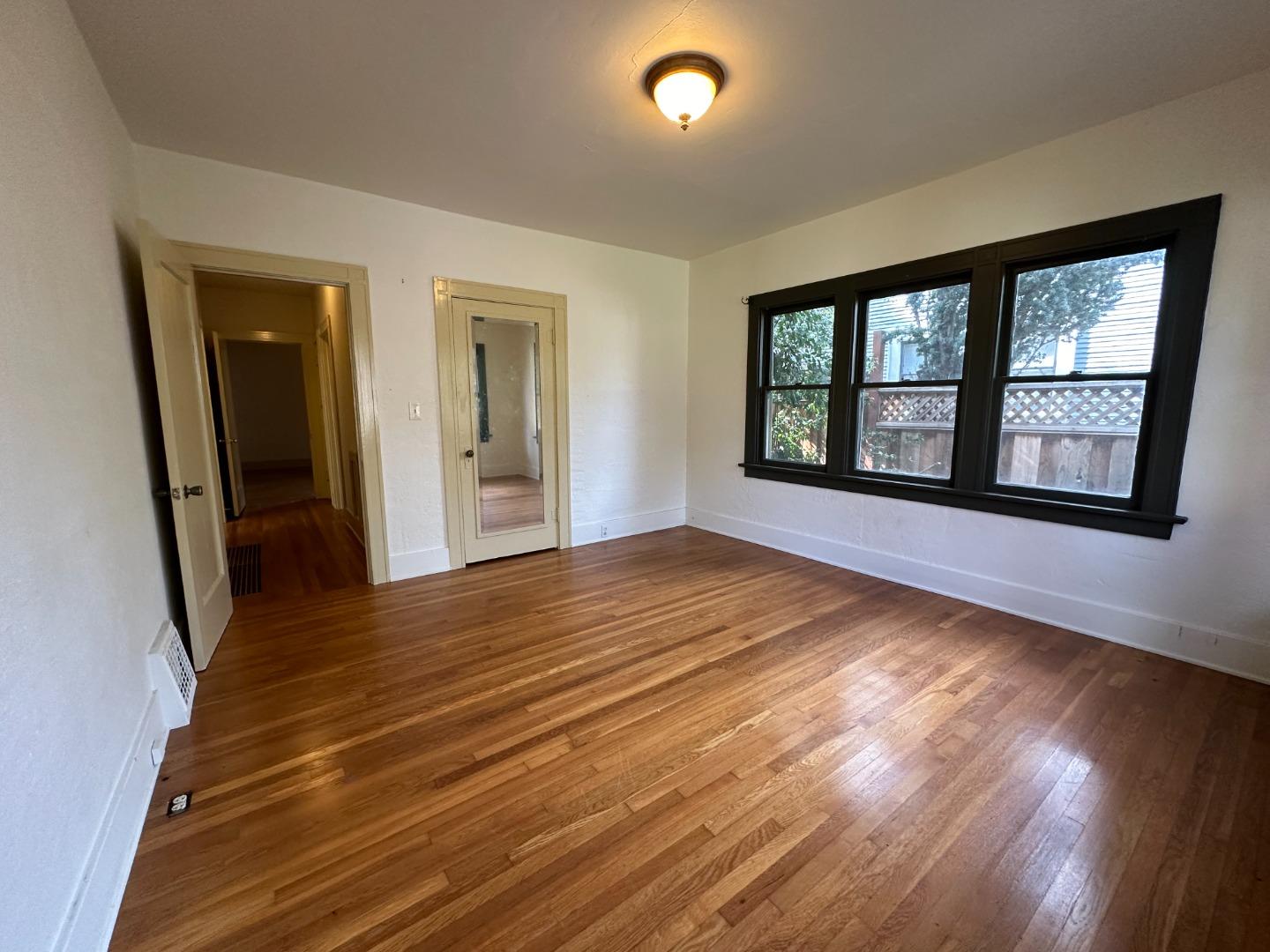 Detail Gallery Image 12 of 18 For 310 S South 15th Street St, San Jose,  CA 95112 - 3 Beds | 1/1 Baths