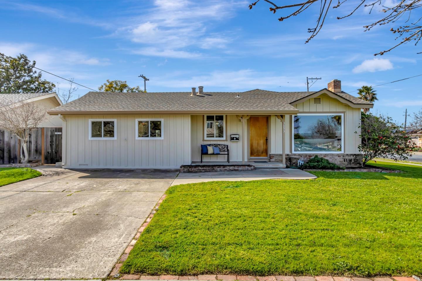 Detail Gallery Image 1 of 1 For 3093 Fawn Dr, San Jose,  CA 95124 - 3 Beds | 2 Baths