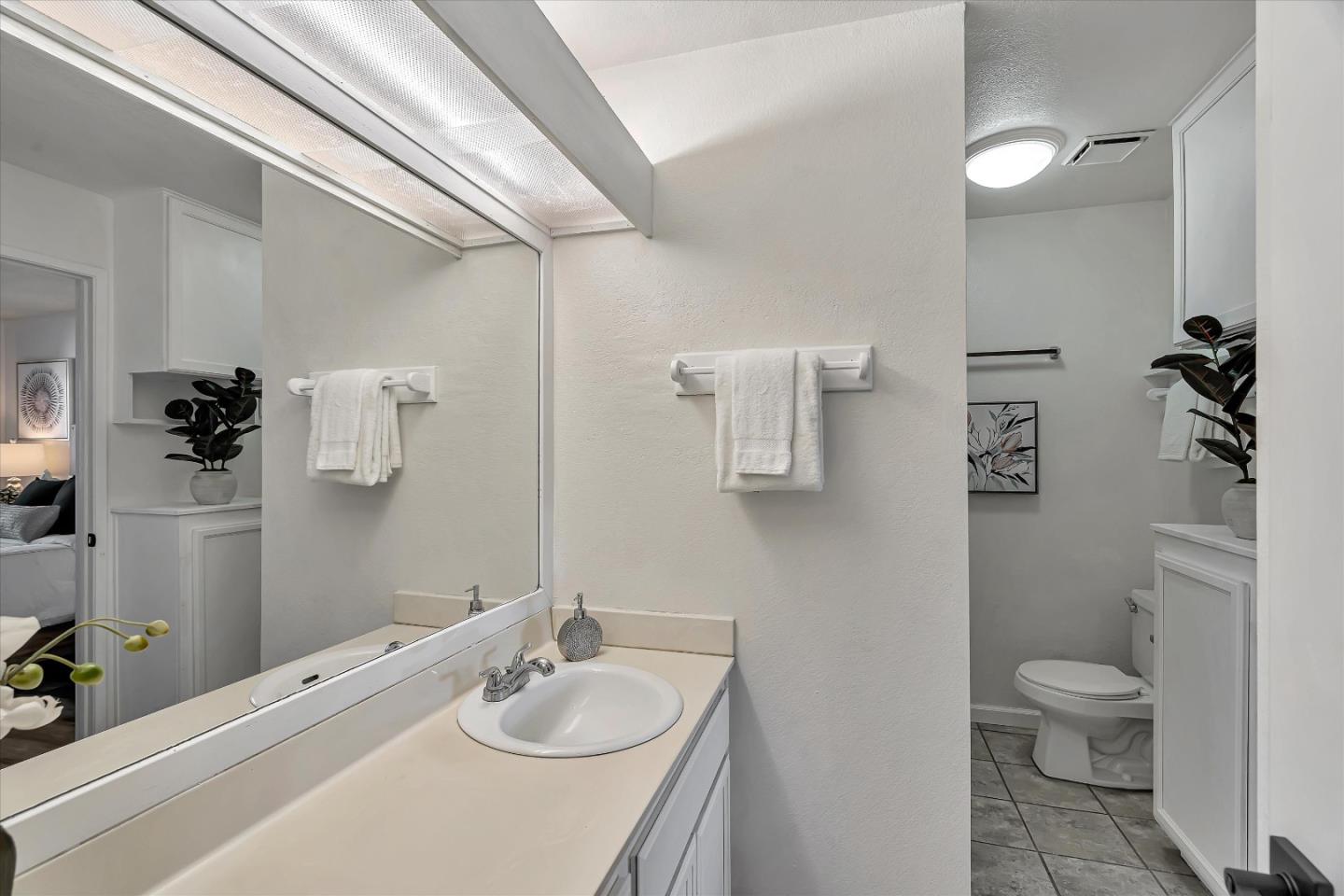 Detail Gallery Image 19 of 24 For 3329 Shadow Park Pl, San Jose,  CA 95121 - 2 Beds | 1 Baths