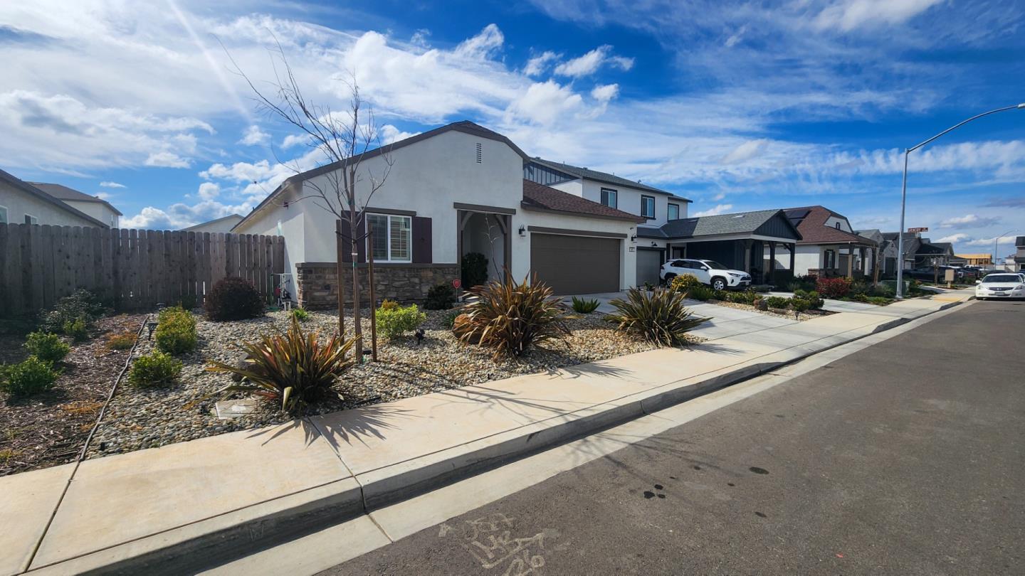 641 Mansfield Dr, Patterson, CA 95363 photo 2