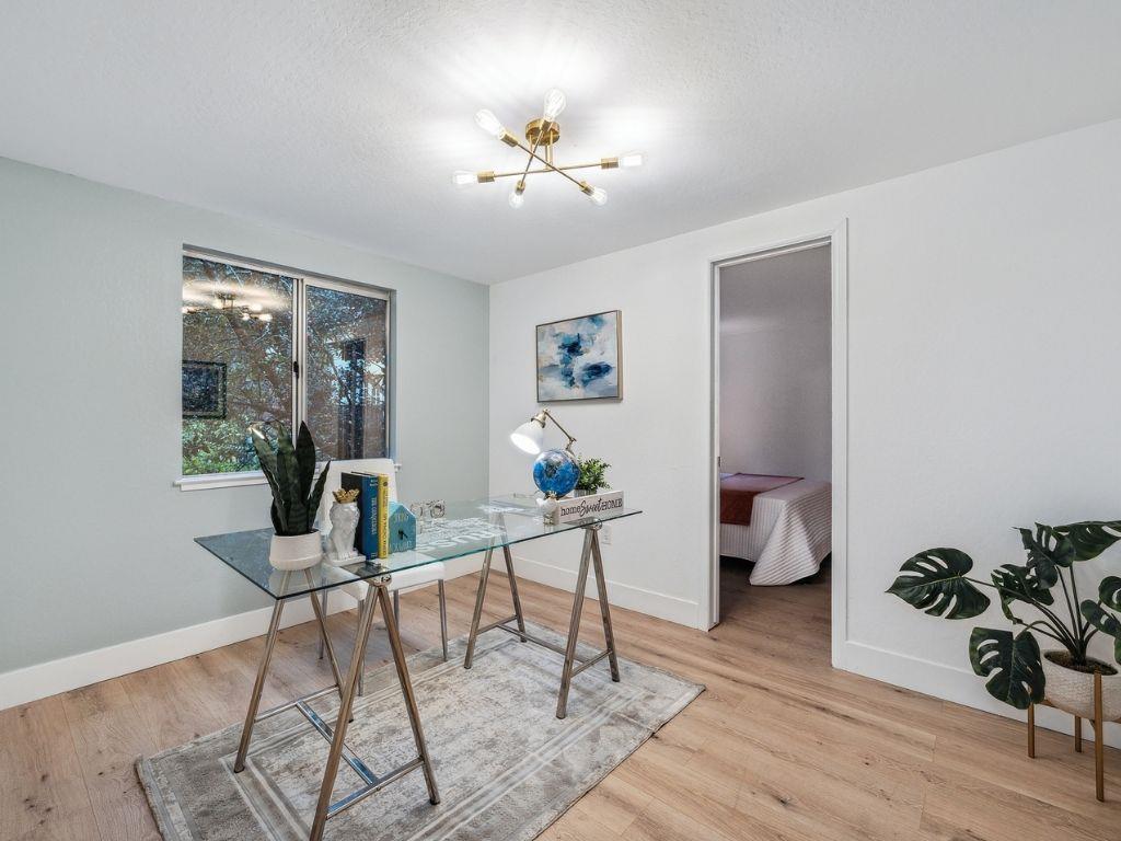 Detail Gallery Image 12 of 42 For 1782 Woodhaven Way, Oakland,  CA 94611 - 5 Beds | 2/1 Baths