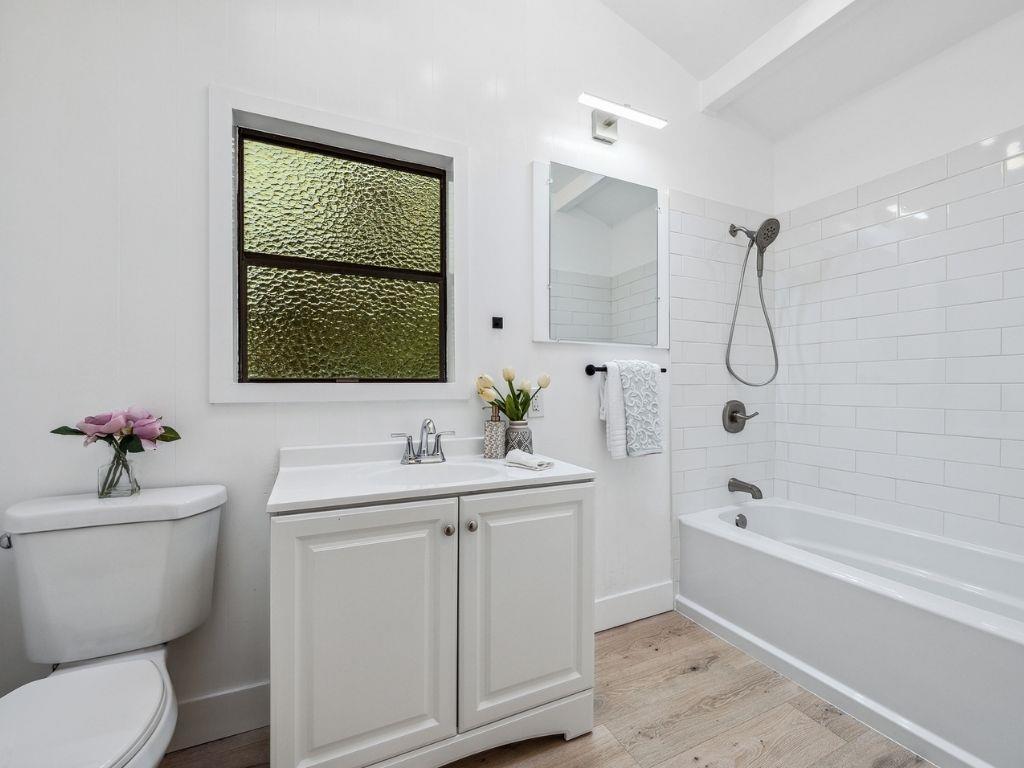 Detail Gallery Image 17 of 42 For 1782 Woodhaven Way, Oakland,  CA 94611 - 5 Beds | 2/1 Baths