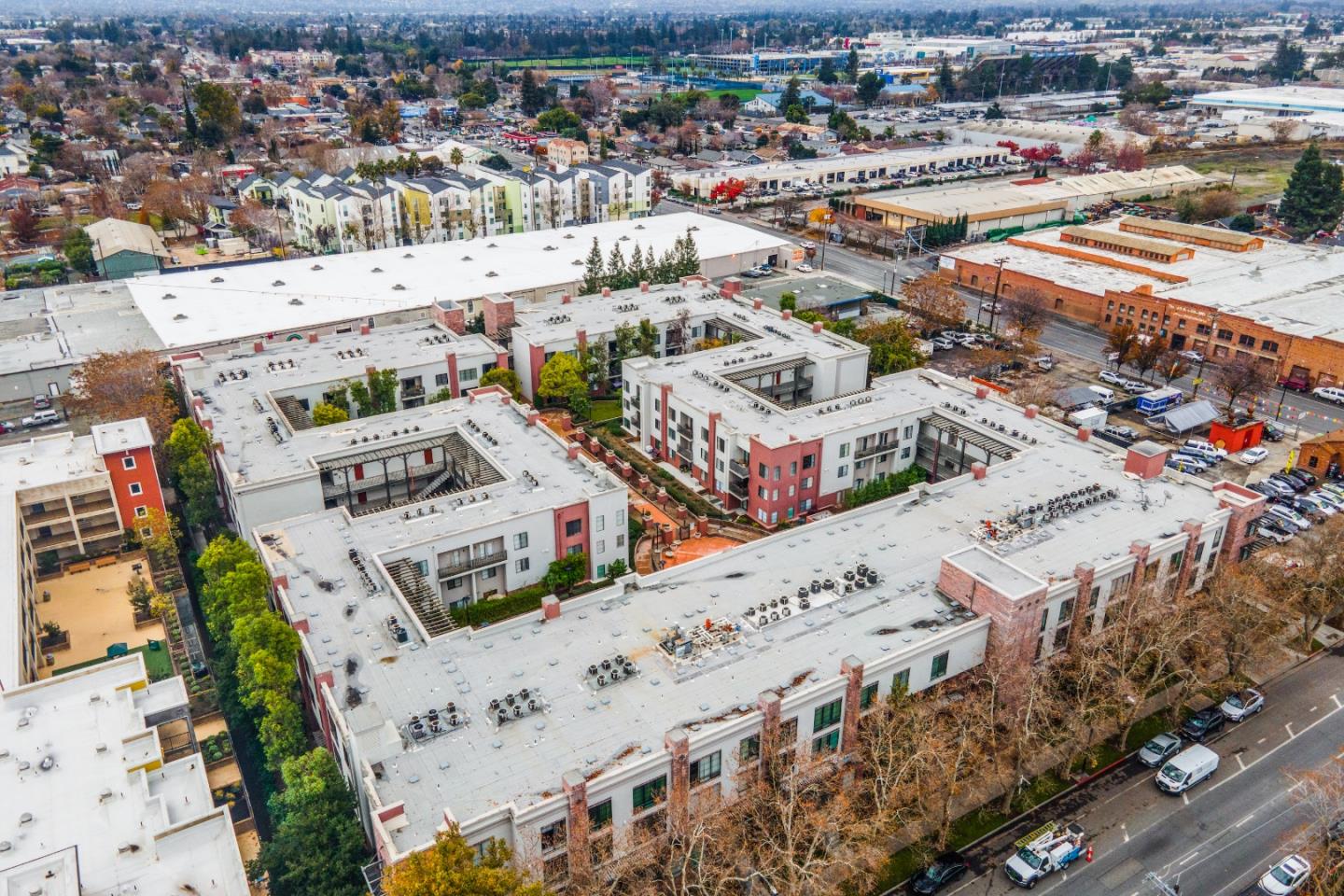 Detail Gallery Image 1 of 1 For 1060 S 3rd St #201,  San Jose,  CA 95112 - 1 Beds | 1 Baths