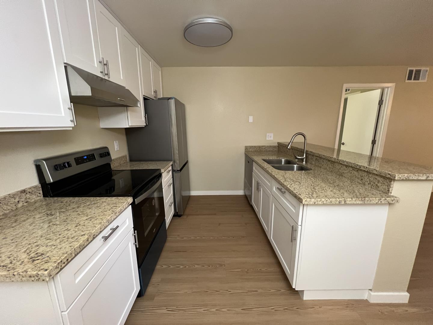 Detail Gallery Image 2 of 18 For 247 N Capitol Ave #159,  San Jose,  CA 95127 - 2 Beds | 1 Baths