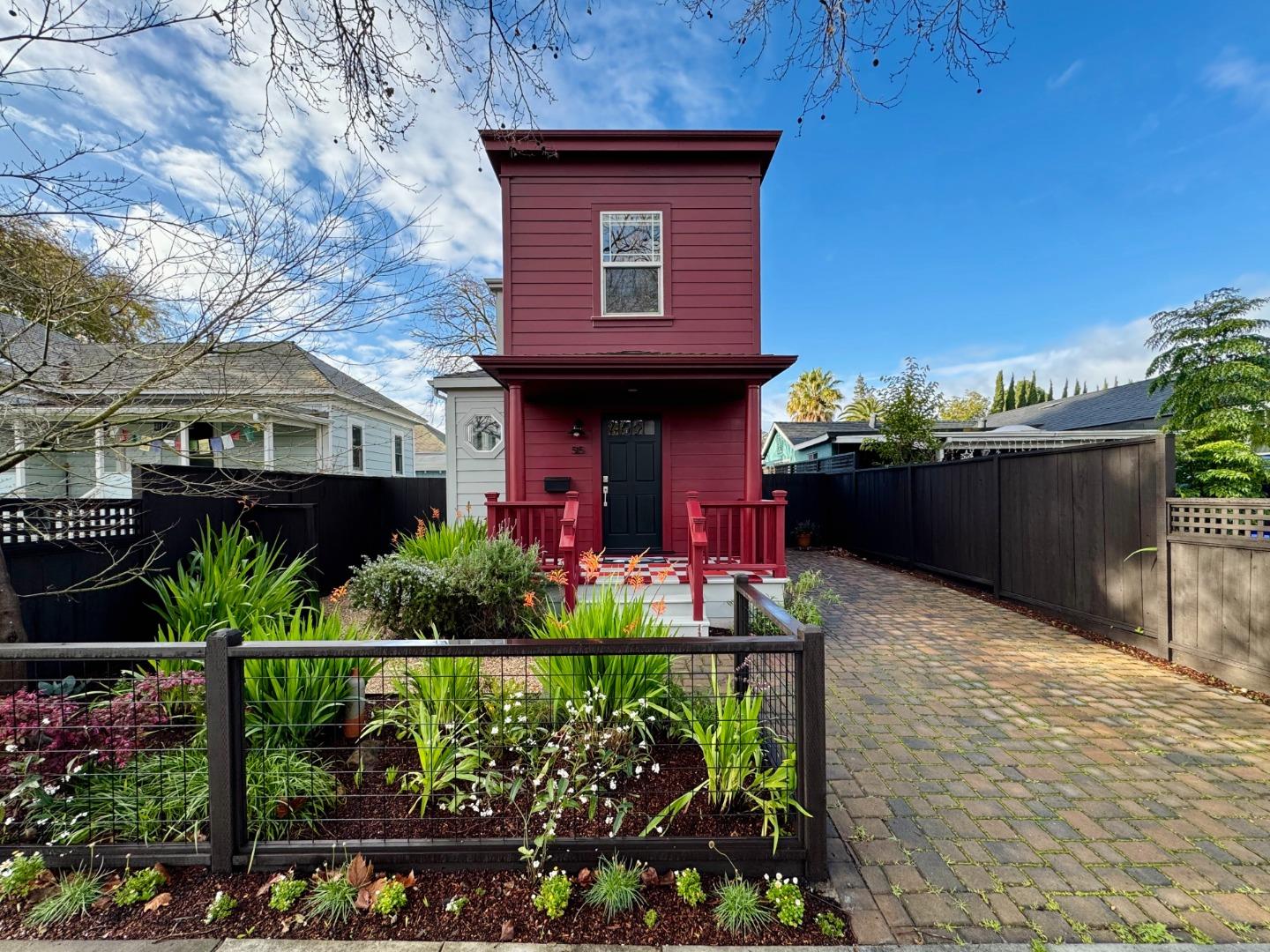 Detail Gallery Image 1 of 1 For 515 Villa St, Mountain View,  CA 94041 - 2 Beds | 2 Baths