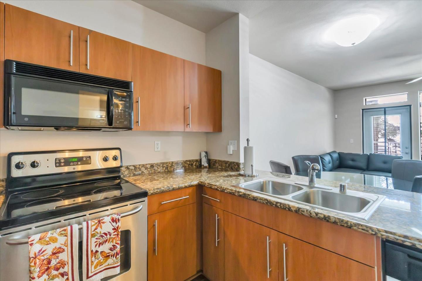 Detail Gallery Image 14 of 33 For 1060 S 3rd St #139,  San Jose,  CA 95112 - 1 Beds | 1 Baths