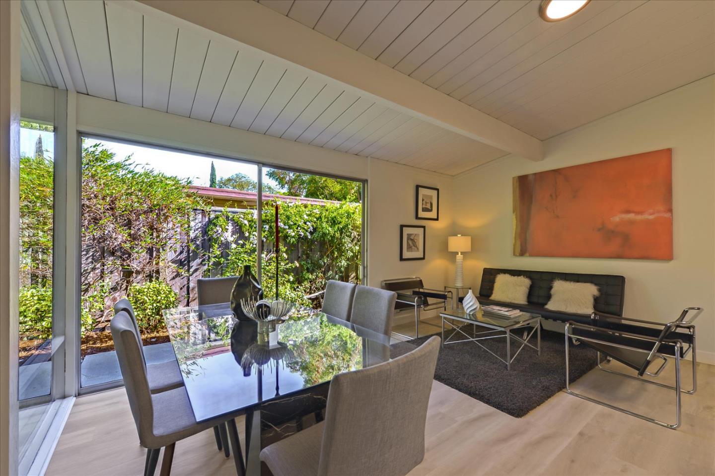 Detail Gallery Image 14 of 34 For 3401 Kenneth Dr, Palo Alto,  CA 94303 - 4 Beds | 2 Baths