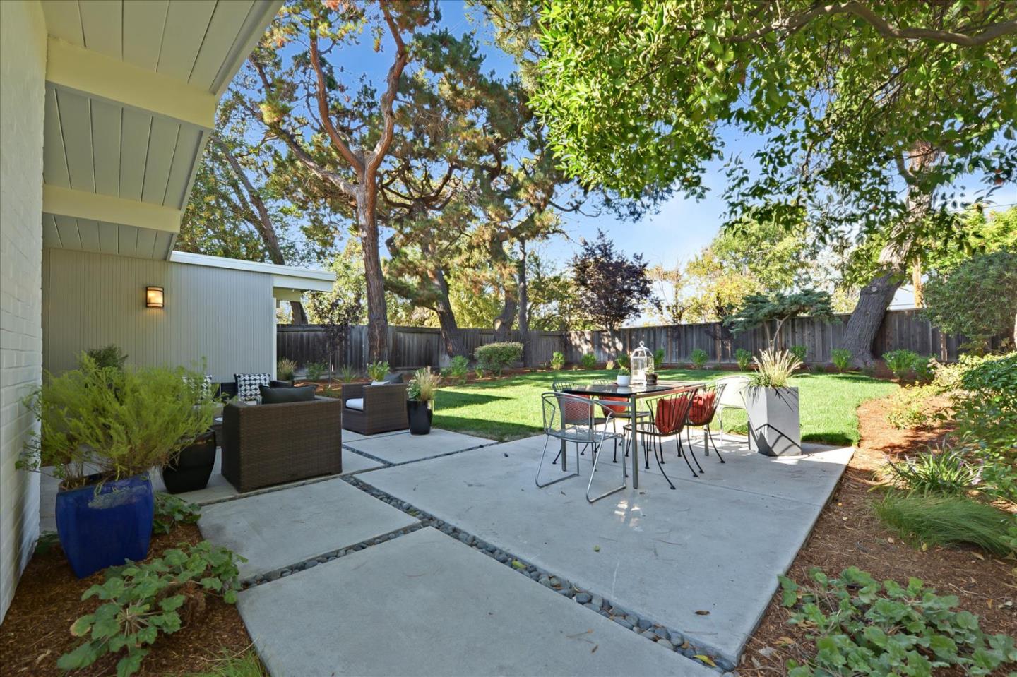 Detail Gallery Image 29 of 34 For 3401 Kenneth Dr, Palo Alto,  CA 94303 - 4 Beds | 2 Baths