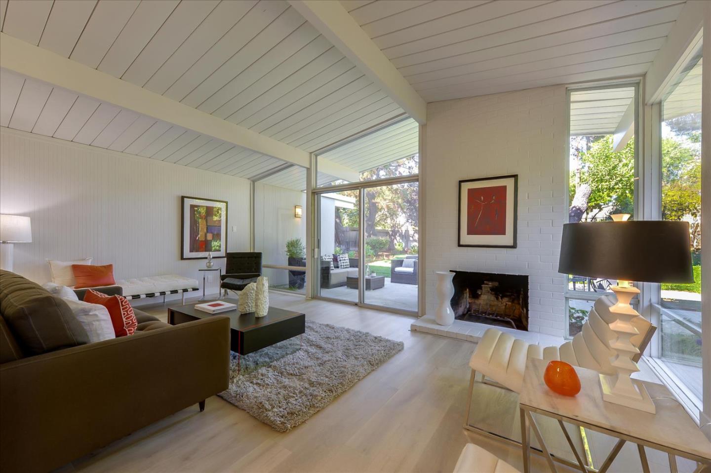 Detail Gallery Image 7 of 34 For 3401 Kenneth Dr, Palo Alto,  CA 94303 - 4 Beds | 2 Baths