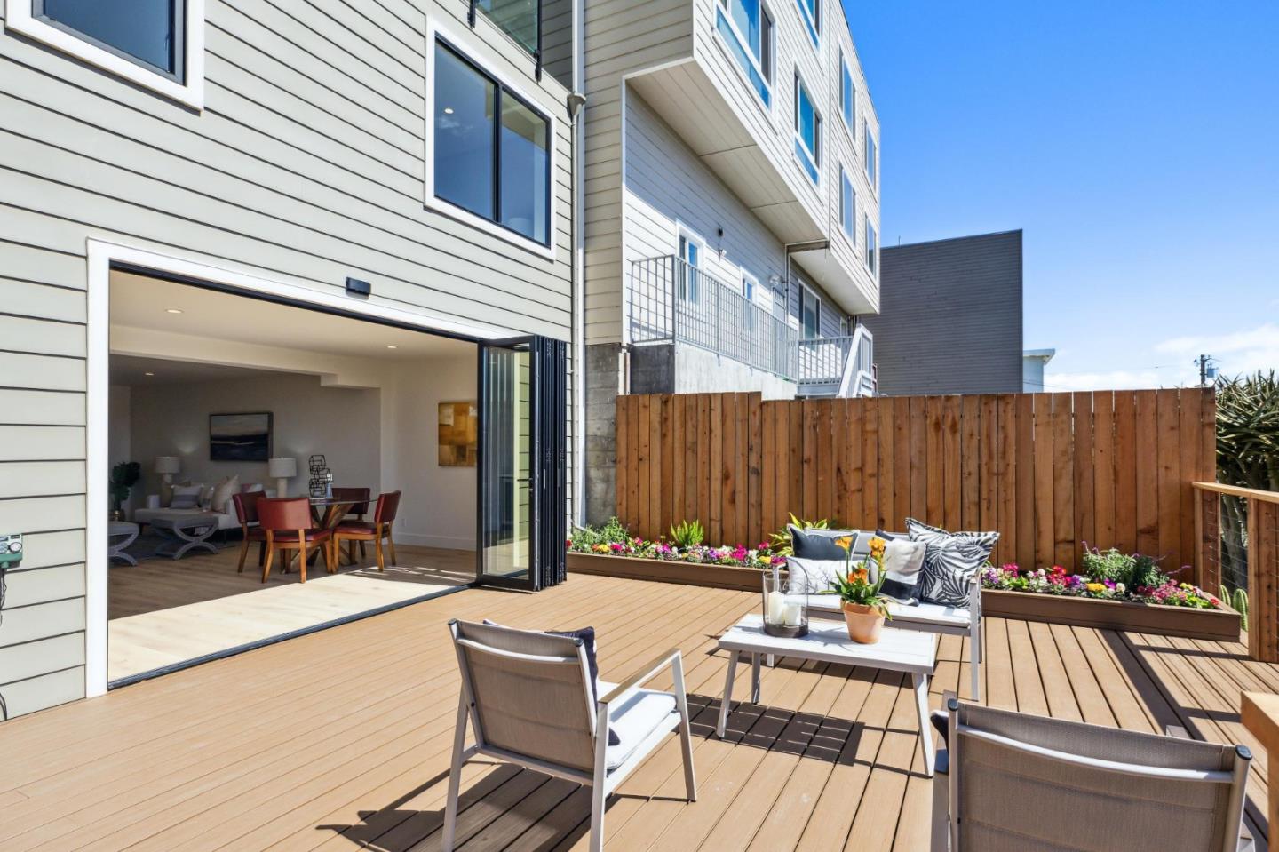 Detail Gallery Image 88 of 98 For 323 Monterey Blvd, San Francisco,  CA 94131 - 4 Beds | 3/2 Baths