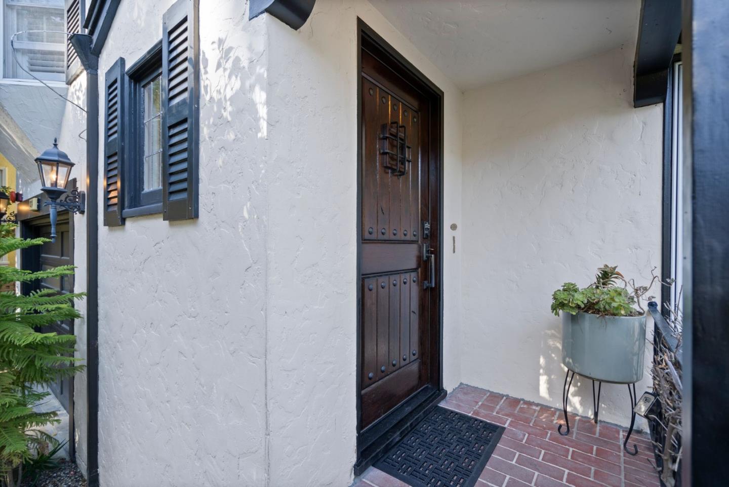 1024 Balboa Ave, Burlingame, CA 94010