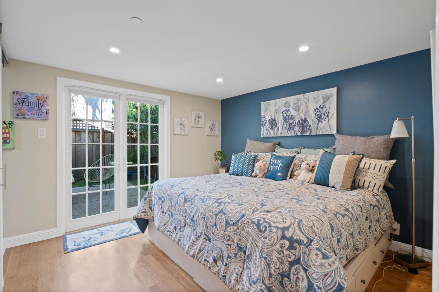 Detail Gallery Image 50 of 99 For 1024 Balboa Ave, Burlingame,  CA 94010 - 4 Beds | 4 Baths