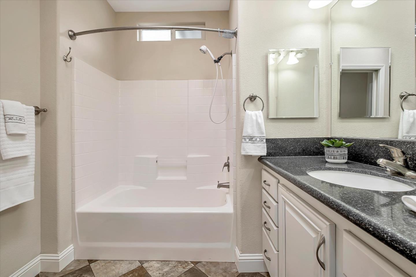 Detail Gallery Image 33 of 40 For 100 N Rodeo Gulch Rd #187,  Soquel,  CA 95073 - 2 Beds | 2 Baths