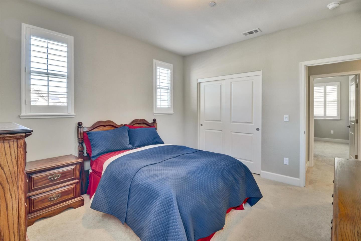 Detail Gallery Image 22 of 43 For 328 Crestview Cir, Daly City,  CA 94015 - 5 Beds | 4 Baths