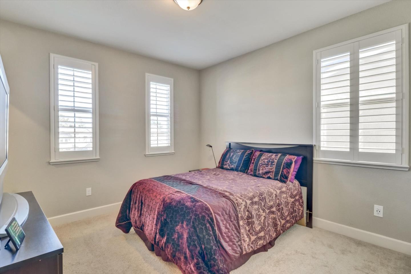 Detail Gallery Image 24 of 43 For 328 Crestview Cir, Daly City,  CA 94015 - 5 Beds | 4 Baths