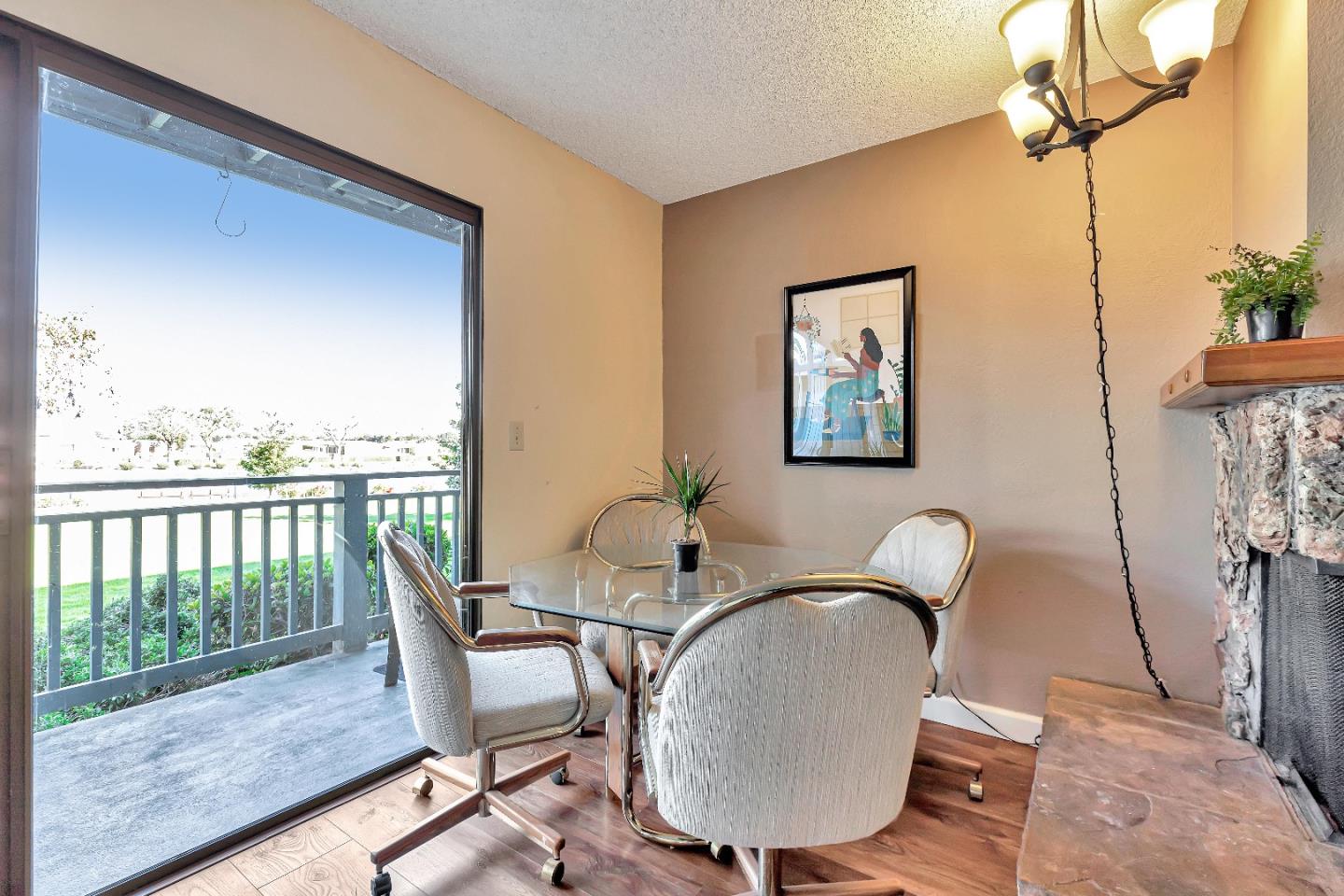 Detail Gallery Image 8 of 24 For 182 Kern St #41,  Salinas,  CA 93905 - 2 Beds | 2 Baths
