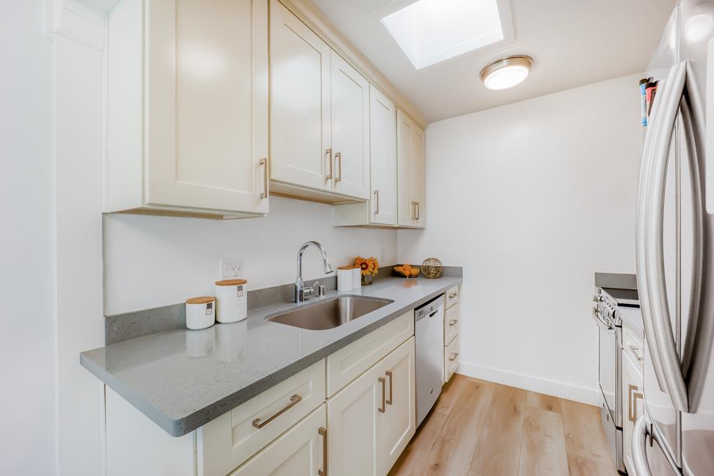 Detail Gallery Image 26 of 55 For 500 W Middlefield Rd #63,  Mountain View,  CA 94043 - 1 Beds | 1 Baths