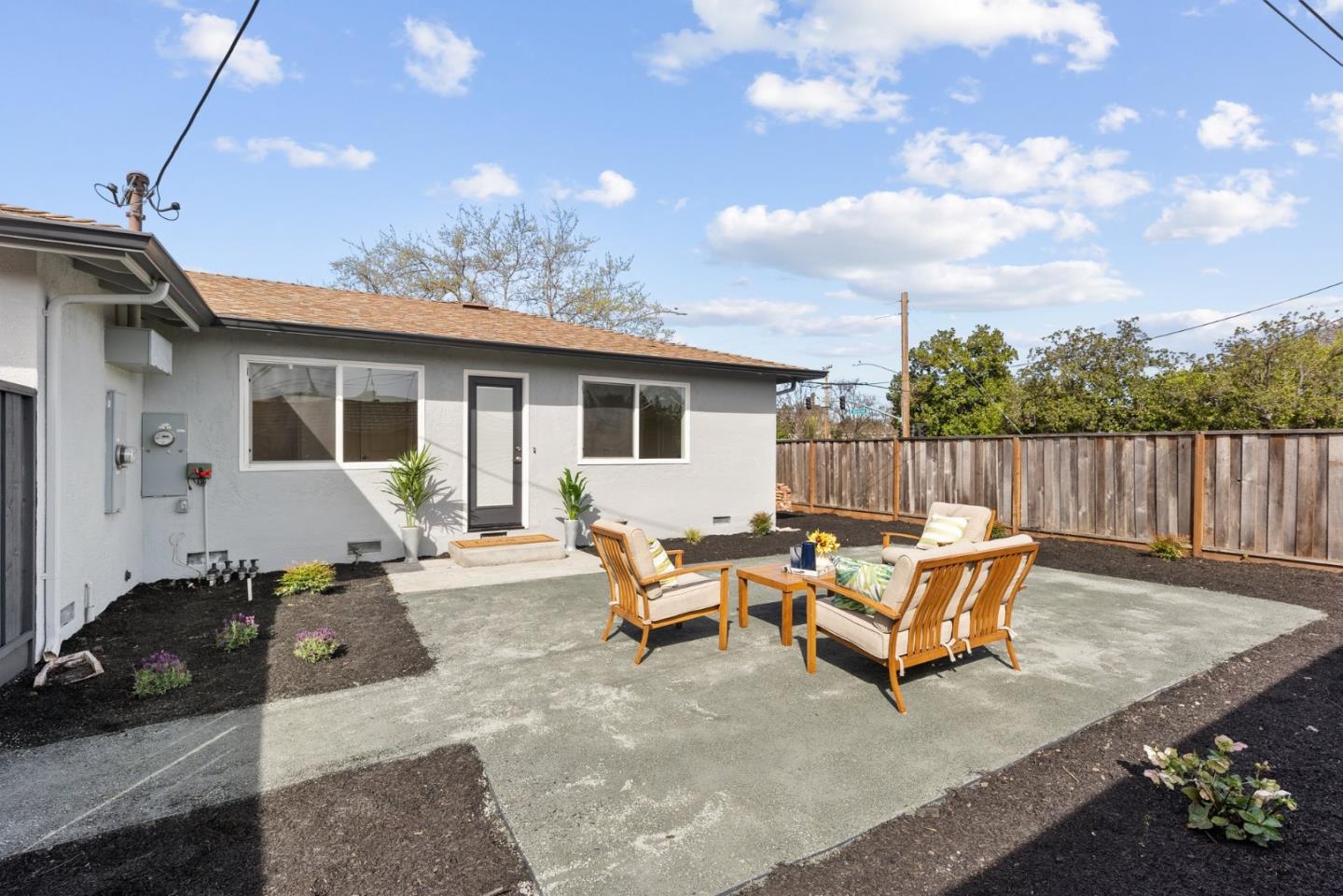1021 Pomeroy Ave, Santa Clara, CA 95051 - 5 Beds | 3 Baths (Active ...