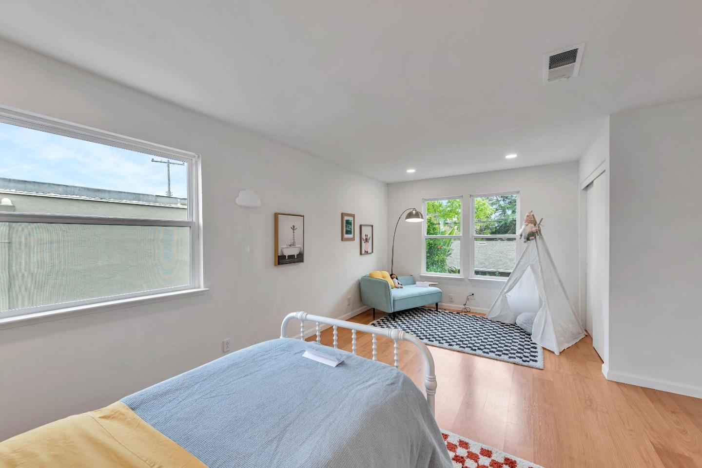 Detail Gallery Image 20 of 43 For 470 N Winchester Blvd #204,  Santa Clara,  CA 95050 - 2 Beds | 2/1 Baths