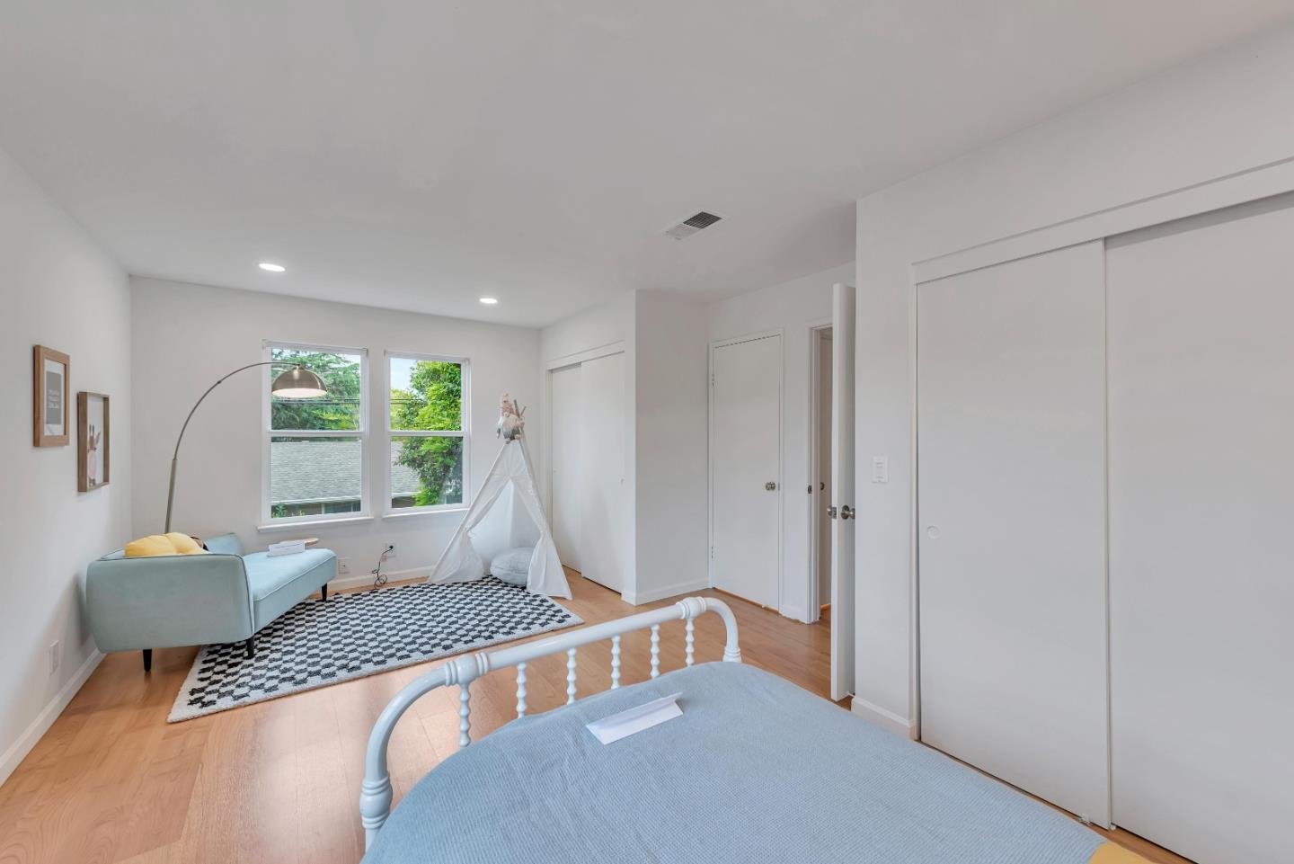 Detail Gallery Image 21 of 43 For 470 N Winchester Blvd #204,  Santa Clara,  CA 95050 - 2 Beds | 2/1 Baths