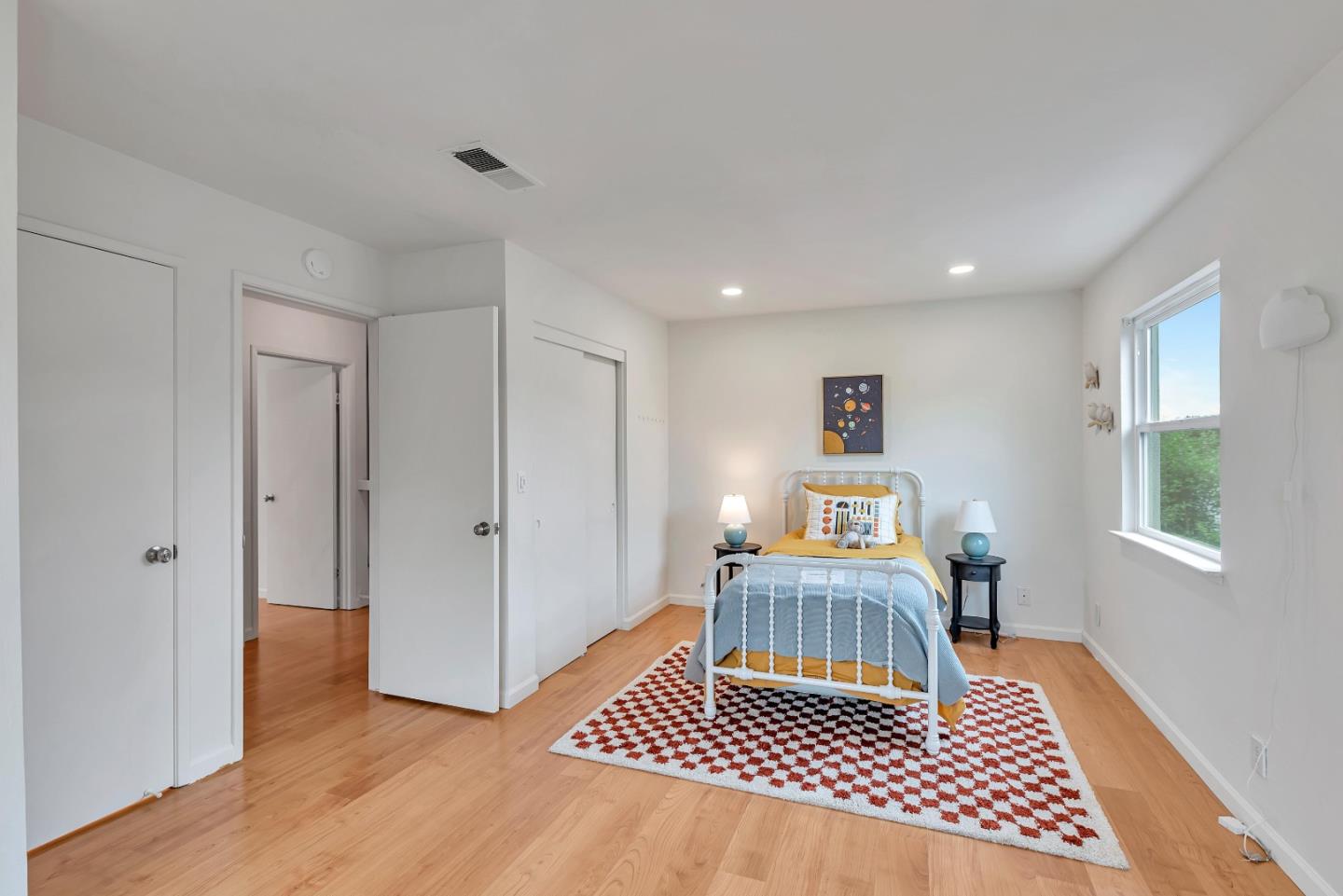 Detail Gallery Image 22 of 43 For 470 N Winchester Blvd #204,  Santa Clara,  CA 95050 - 2 Beds | 2/1 Baths