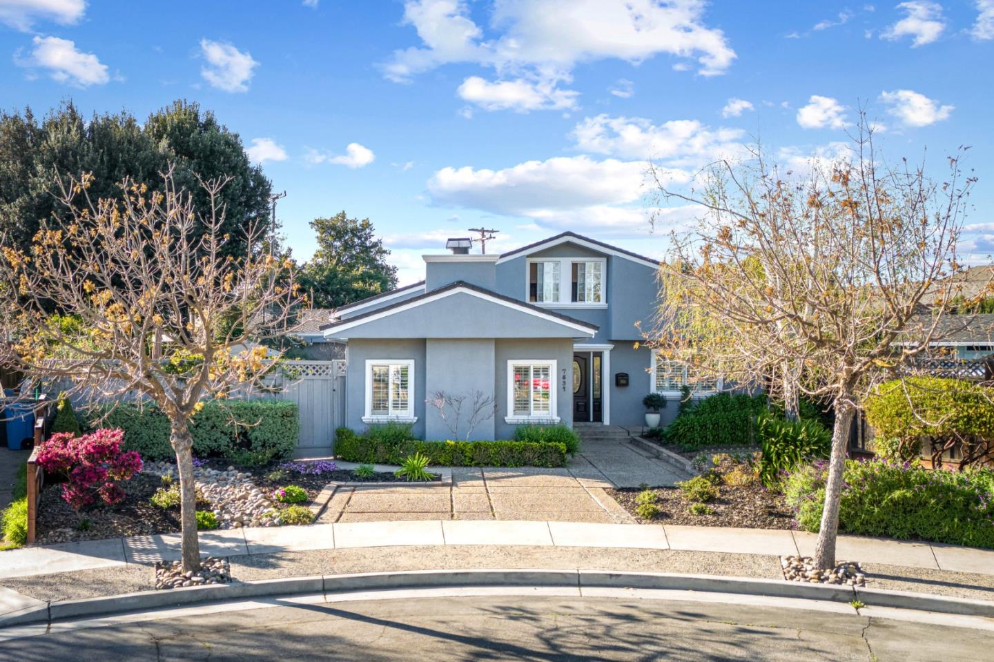 Detail Gallery Image 2 of 63 For 7831 Santa Theresa Dr, Gilroy,  CA 95020 - 4 Beds | 2/1 Baths