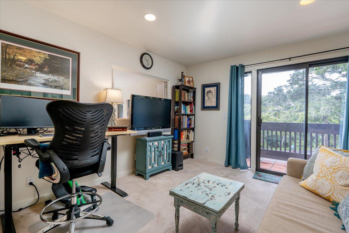 Detail Gallery Image 25 of 33 For 538 Grove St, Monterey,  CA 93940 - 3 Beds | 2/1 Baths