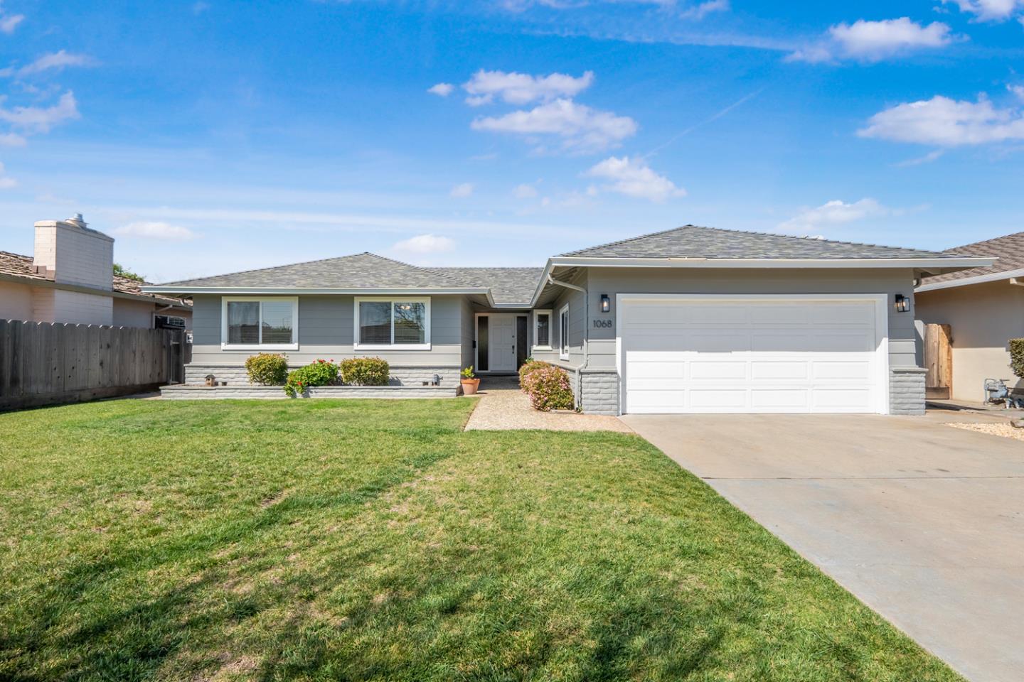 1068 Sierra Madre Drive, Salinas, CA 