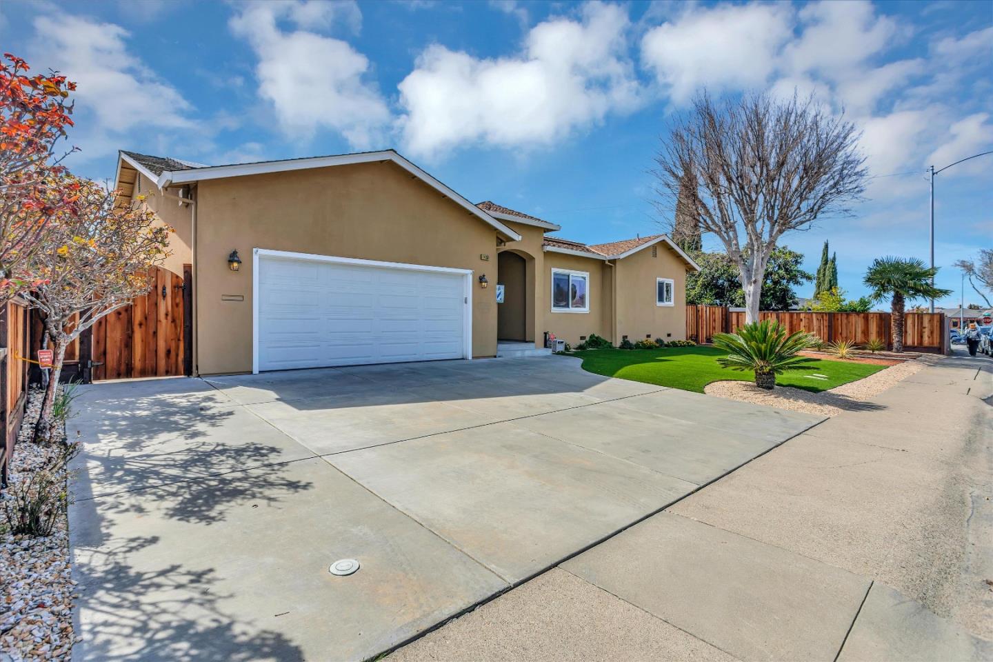 Detail Gallery Image 3 of 48 For 1450 Mercury Ct, Milpitas,  CA 95035 - 3 Beds | 2/1 Baths