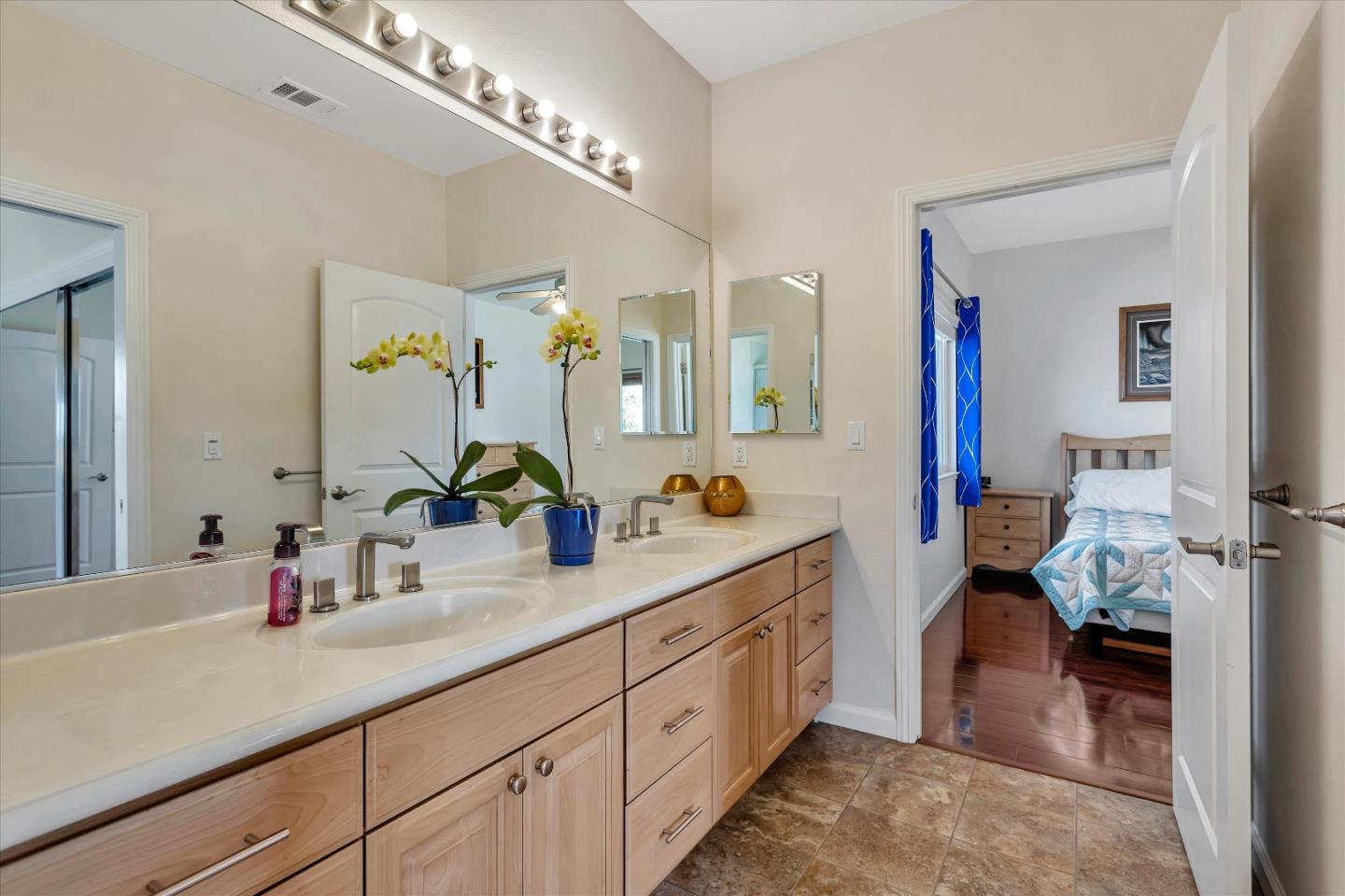 Detail Gallery Image 30 of 48 For 1450 Mercury Ct, Milpitas,  CA 95035 - 3 Beds | 2/1 Baths