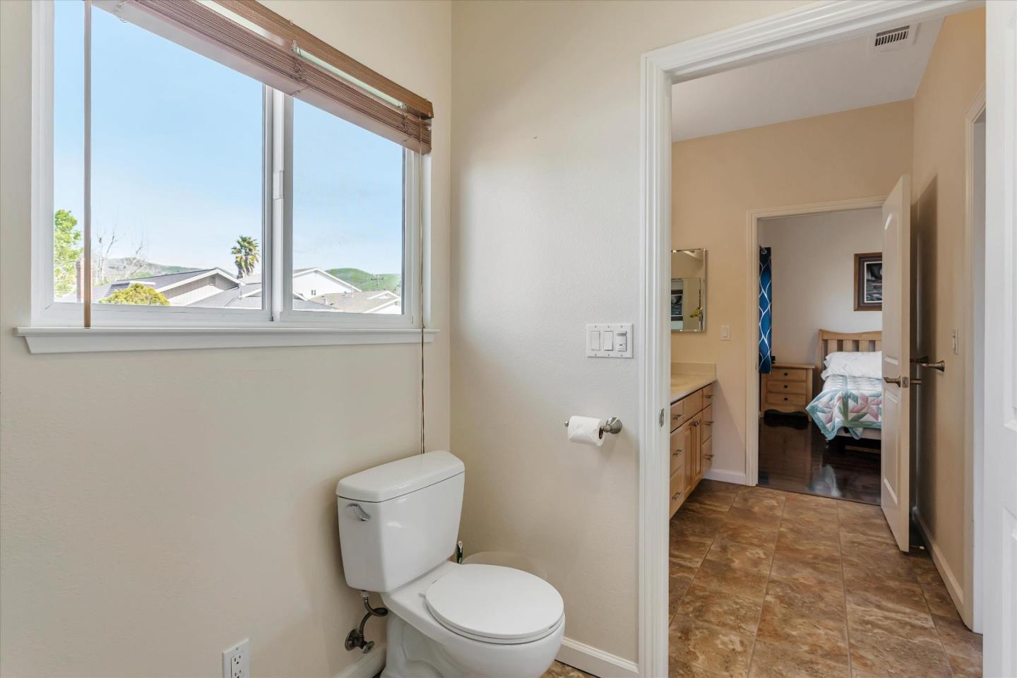 Detail Gallery Image 32 of 48 For 1450 Mercury Ct, Milpitas,  CA 95035 - 3 Beds | 2/1 Baths