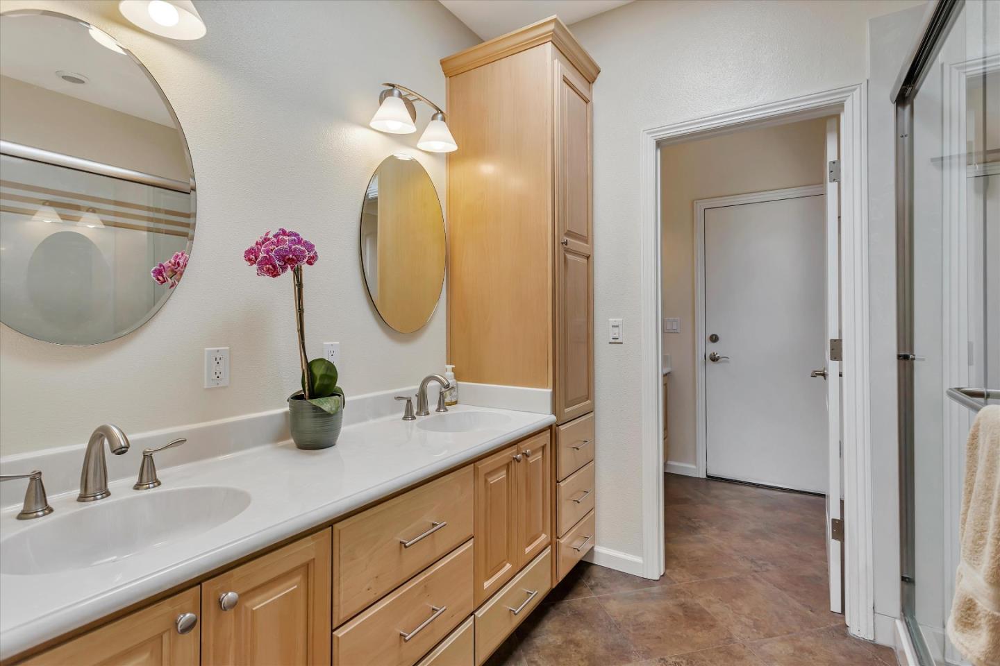 Detail Gallery Image 33 of 48 For 1450 Mercury Ct, Milpitas,  CA 95035 - 3 Beds | 2/1 Baths