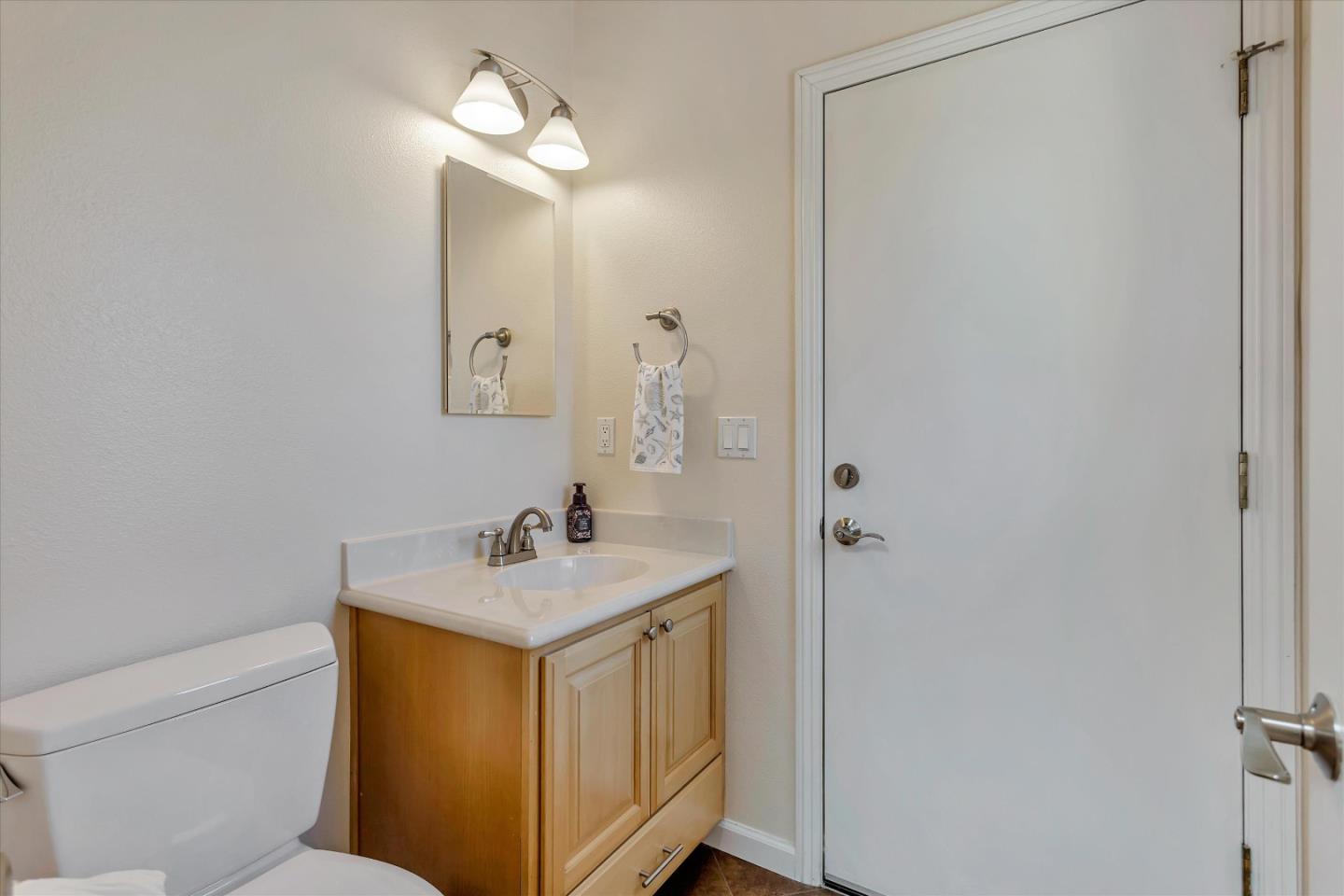 Detail Gallery Image 36 of 48 For 1450 Mercury Ct, Milpitas,  CA 95035 - 3 Beds | 2/1 Baths